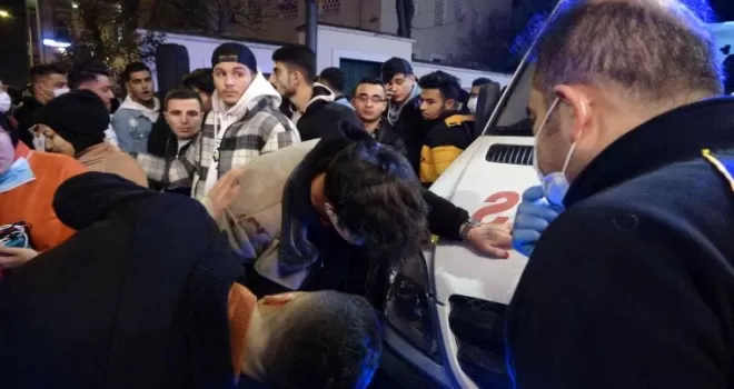 Taksim’de yılbaşı eğlencesi kavga ile bitti
