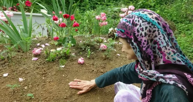 Tam bir yıl önce bugün kaybolmuş, 3 gün sonra derede cansız bedeni bulunmuştu
