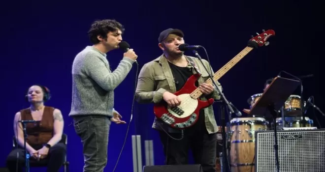 Taner Ölmez ve Serkan Keskin’den sağlık emekçilerine teşekkür konseri

