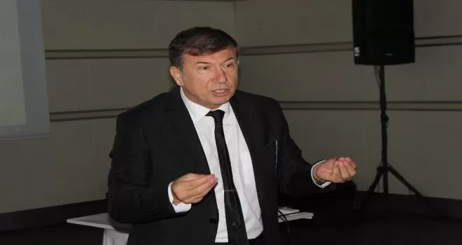 Tanju Çolak: “Forma aşkı bitmiş, para aşkı başlamış“
