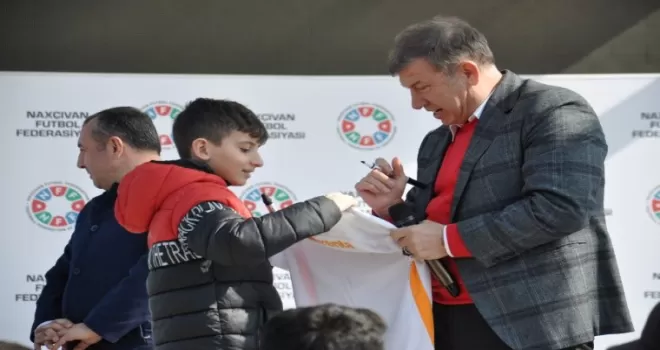 Tanju Çolak: "Nahçıvan’daki gençlerin yetişmesine yardımcı olacağım"
