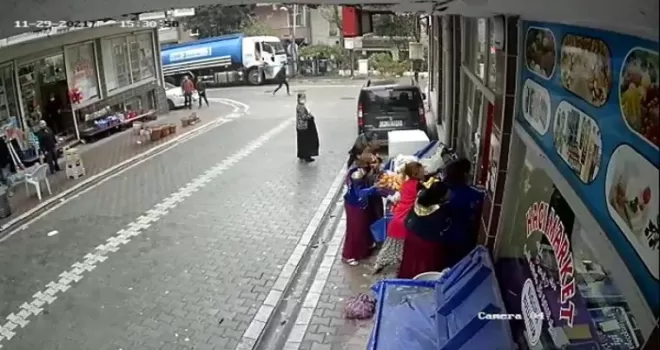 Tantanacı kadınlar hırsızlık şebekesi yine iş başında
