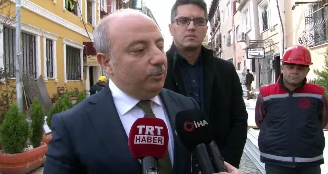 Tarihi çeşmenin üzerindeki otellerin yıkımıyla ilgili açıklama
