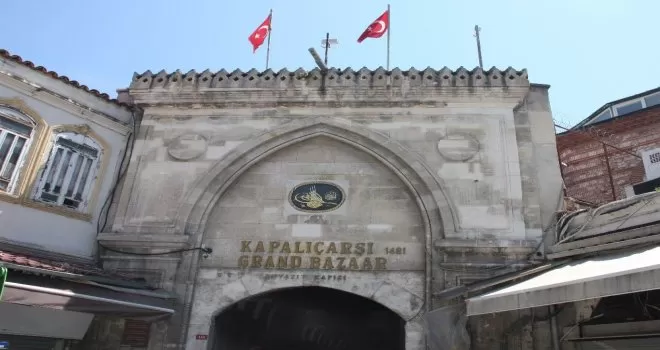 Tarihi Kapalı Çarşı dezenfekte ve temizlik çalışması yapıldı
