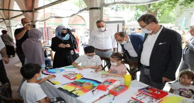 Tarihi külliyede çocuklarla renkli sanat günleri
