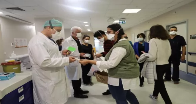 TED Ankara Koleji’nden, sağlık çalışanlarına duygulandıran destek
