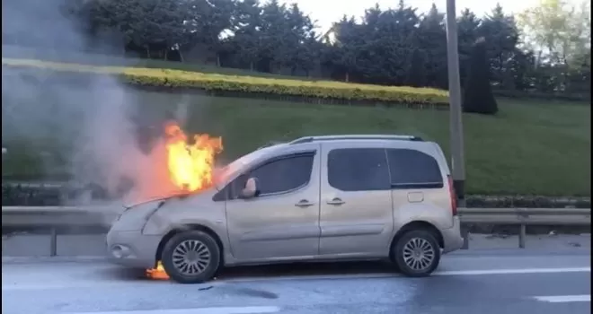 TEM Otoyolu’nda korkutan araç yangını
