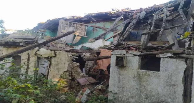 Terk edilen tarihi Rum evleri son zamanlarını yaşıyor
