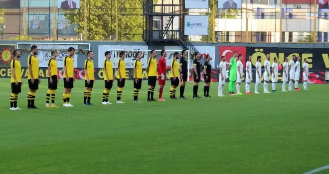 TFF 1. Lig: İstanbulspor: 0 - Akhisarspor: 1
