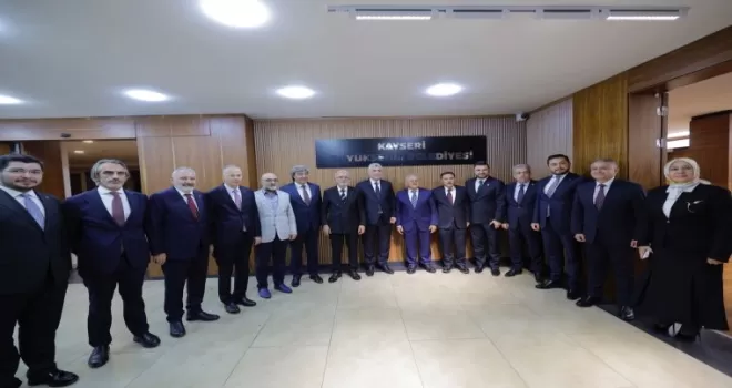 Ticaret Bakanı Bolat’tan Kayseri Büyükşehir’e ziyaret