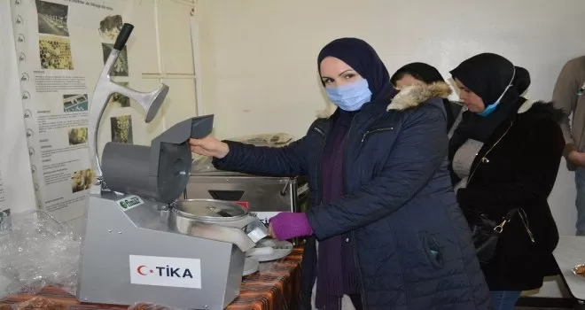TİKA’dan Cezayirli kadınlara atölye malzemesi desteği
