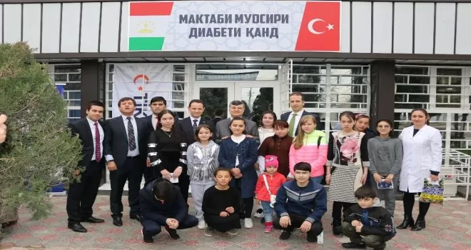 TİKA, Tacikistan’da Çağdaş Diyabet Okulu kurdu
