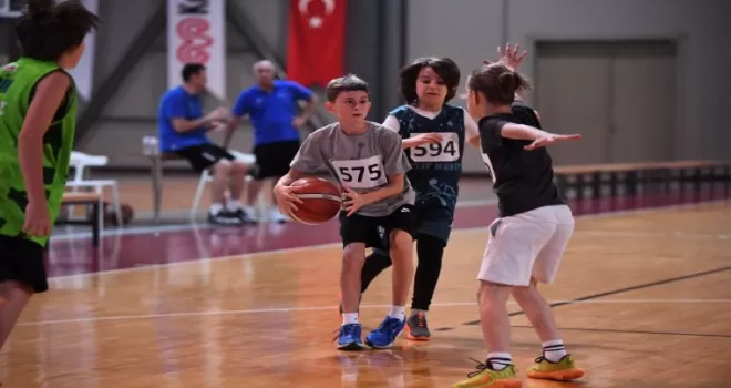 TOFAŞ’ta basketbol altyapı seçmeleri sonuçlandı
