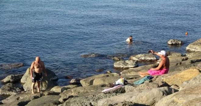 Trabzon’da Ekim ayında denize girdiler

