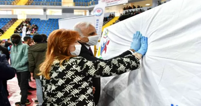 Trabzon’da ’Sevgi engel tanımaz’ etkinliği
