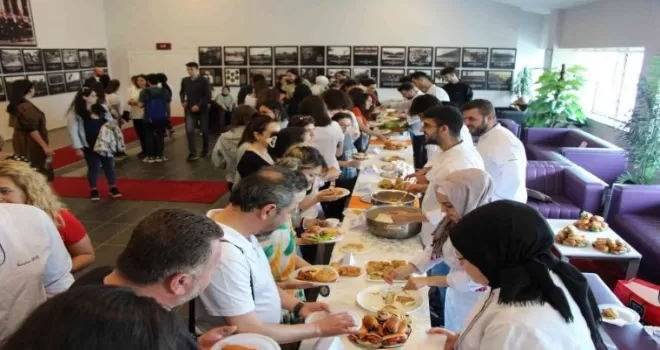 Trabzon’da sokak lezzetleri şenliği