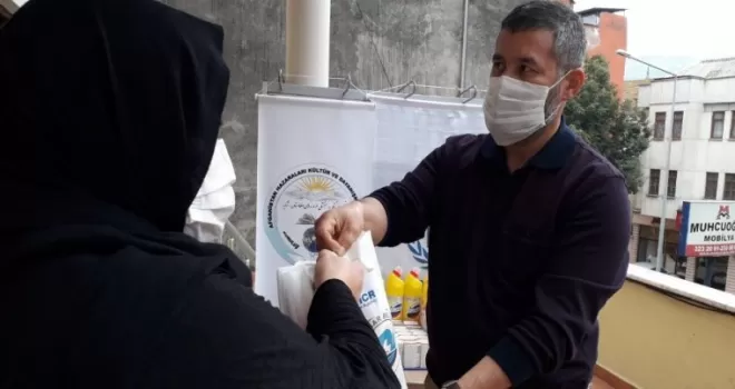 Trabzon’daki mültecilere ısıtıcı yardımı
