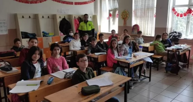 Trabzon Emniyeti Trafik Haftası'nı kutluyor