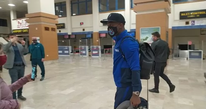 Trabzonspor, Antalya’ya gitti
