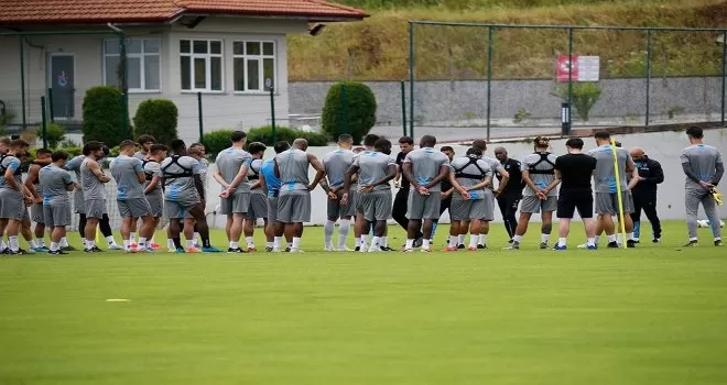 Trabzonspor, Denizlispor maçı hazırlıklarına moralsiz başladı
