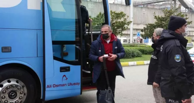 Trabzonspor 4 eksikle İstanbul'a gitti!