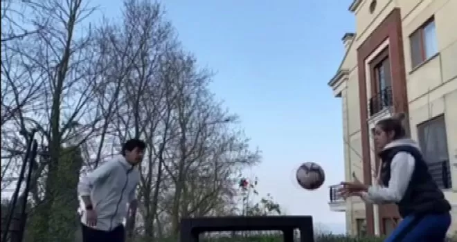 Trabzonsporlu Guilherme antrenmanlarını eşi ile birlikte yapıyor
