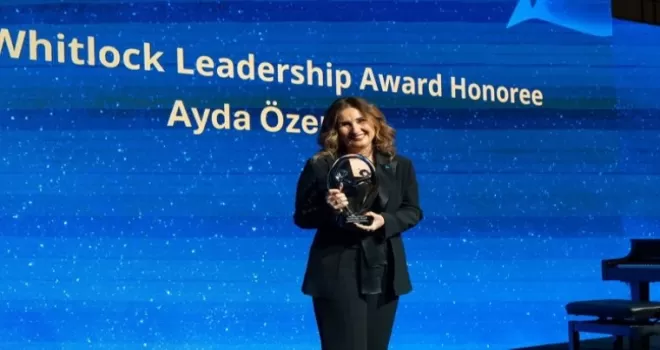 Türk Kadın Rotaryen Ayda Özeren ödüllendirildi