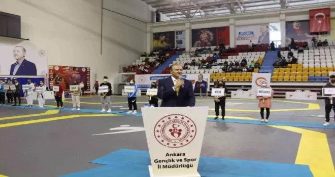 Türkiye Gençler Tekvando Şampiyonası için seremoni düzenlendi
