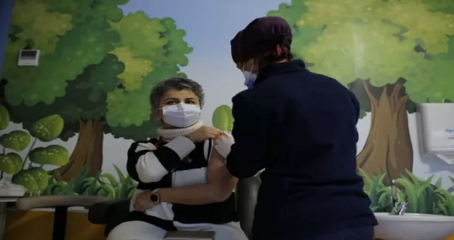 Türkiye Hastanesi’nde aşılama çalışmaları başladı
