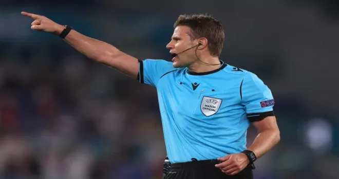 Türkiye - Norveç maçını Felix Brych yönetecek
