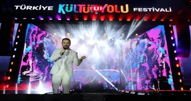 ’Türkler Geliyor’ ilk kez Eskişehir’de seslendirildi
