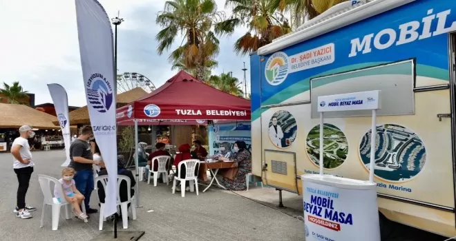 Tuzla Belediyesi, üniversite tercihi yapacak öğrencilerin yanında
