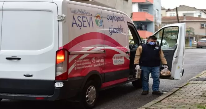 Tuzla’da her gün ihtiyaç sahibi 2 bin kişiye sıcak yemek
