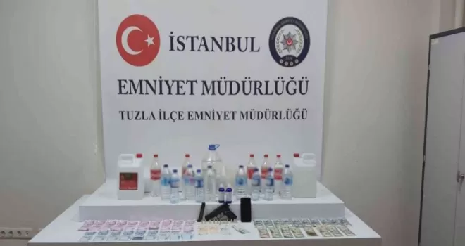 Tuzla’da sahte alkol imalatı ve satışının yapıldığı iş yerine operasyon

