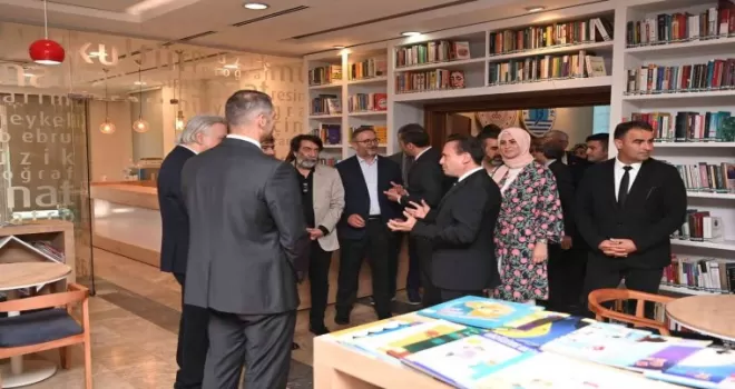 Tuzla Halk Kütüphanesi kitapseverlerin hizmetine açıldı
