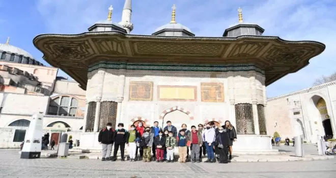 Tuzlalı çocukların Topkapı Sarayı mutluluğu
