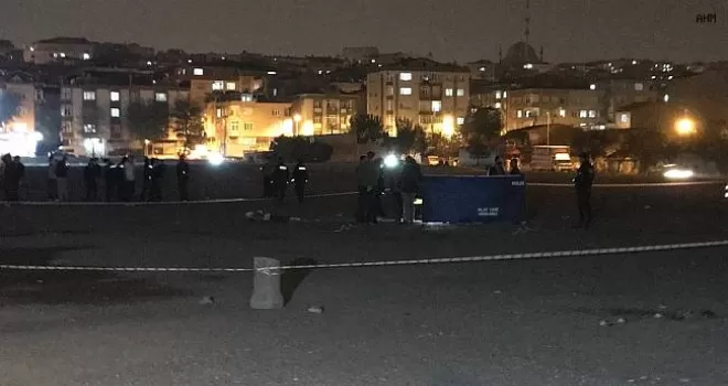 Bağcılar’da bir kişi açık alanda başından vurulmuş şekilde bulundu