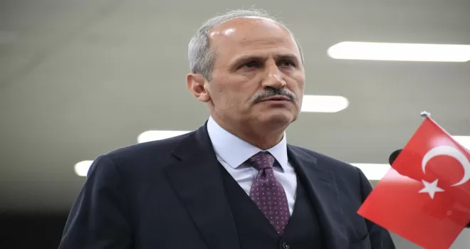 Bakan Turhan ’Evde Kal’ kampanyasına destek verdi