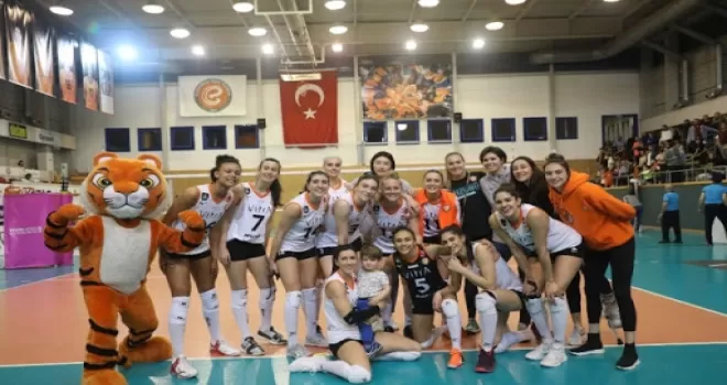 Vestel Venus Eczacıbaşı VitrA - Yeşilyurt: 3-1