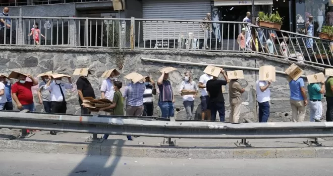 Ucuz baklava kuyruğu havadan görüntülendi
