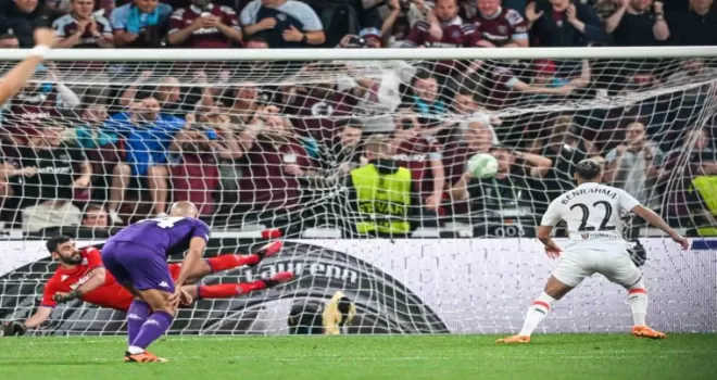 UEFA Avrupa Konferans Ligi şampiyonu West Ham United
