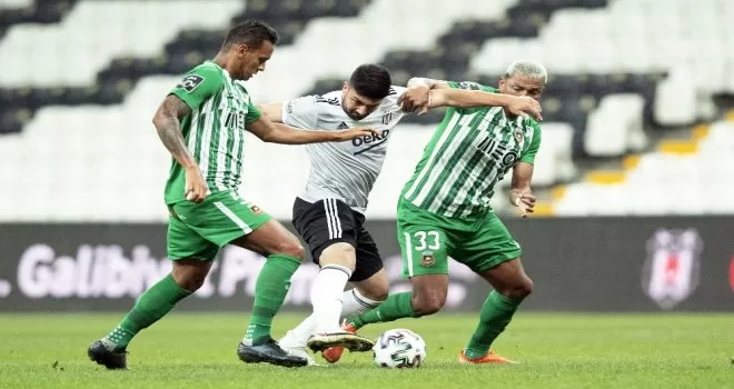 UEFA Avrupa Ligi: Beşiktaş : 1- Rio Ave: 0 (İlk yarı)

