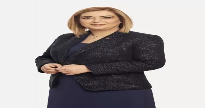 Uğur’a sosyal medyada ödül
