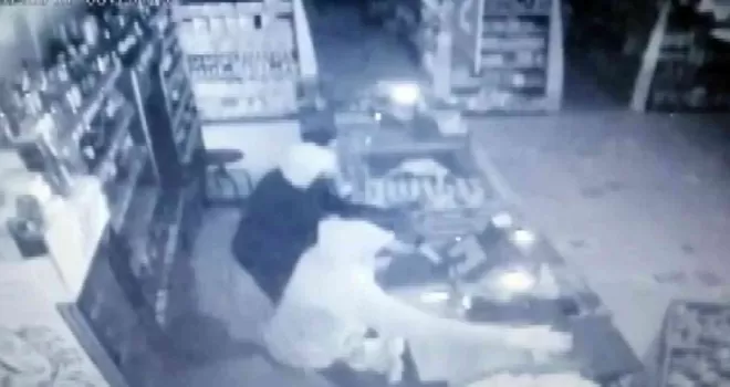 Ümraniye’de dakikalar içerisinde 2 milyonluk soygun kamerada

