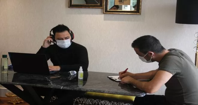 Ünlü isimler korona virüs nedeniyle albüm çalışmalarını evden yürütüyor
