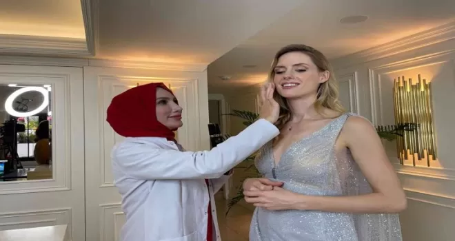 Ünlü oyuncu müdavimi olduğu güzellik salonunun marka yüzü oldu
