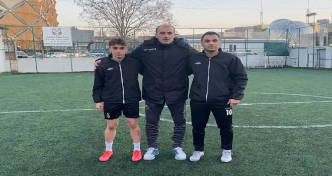Üsküdar’da baba - oğul aynı takımda oynuyor
