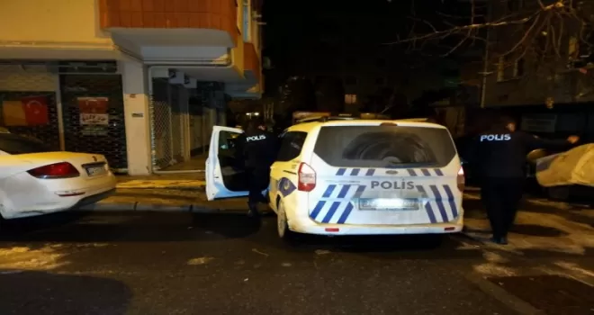 Üsküdar’da bir şahıs halasını rehin aldı
