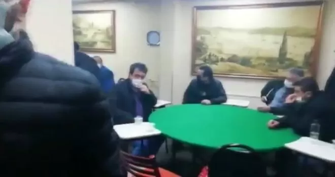 Üsküdar’da dernek görünümlü kumarhaneye baskın
