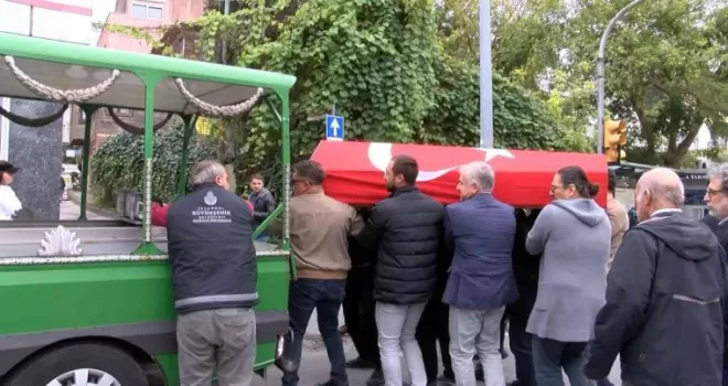 Usta oyuncu İsmail İncekara son yolculuğuna uğurlandı
